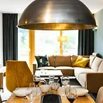 Glacier Estate Feriepark 4*