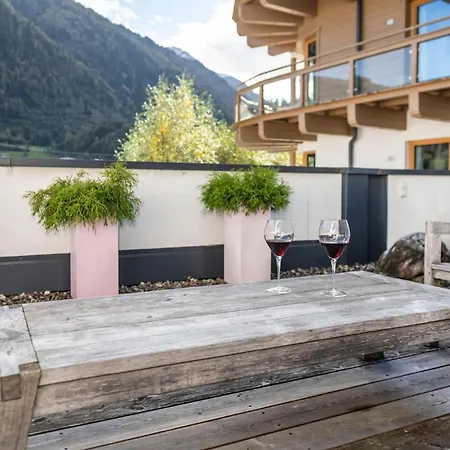 Glacier Estate *