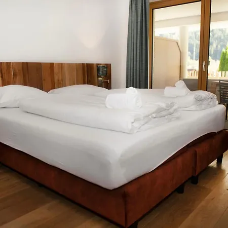 Kompleks wypoczynkowy Glacier Estate 4*