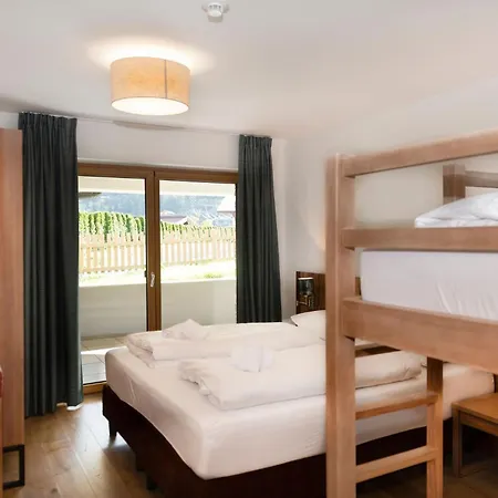 Glacier Estate 4* Kaprun