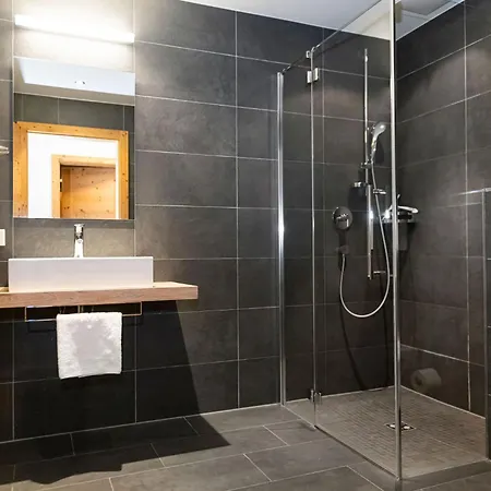 Glacier Estate 4* Kaprun